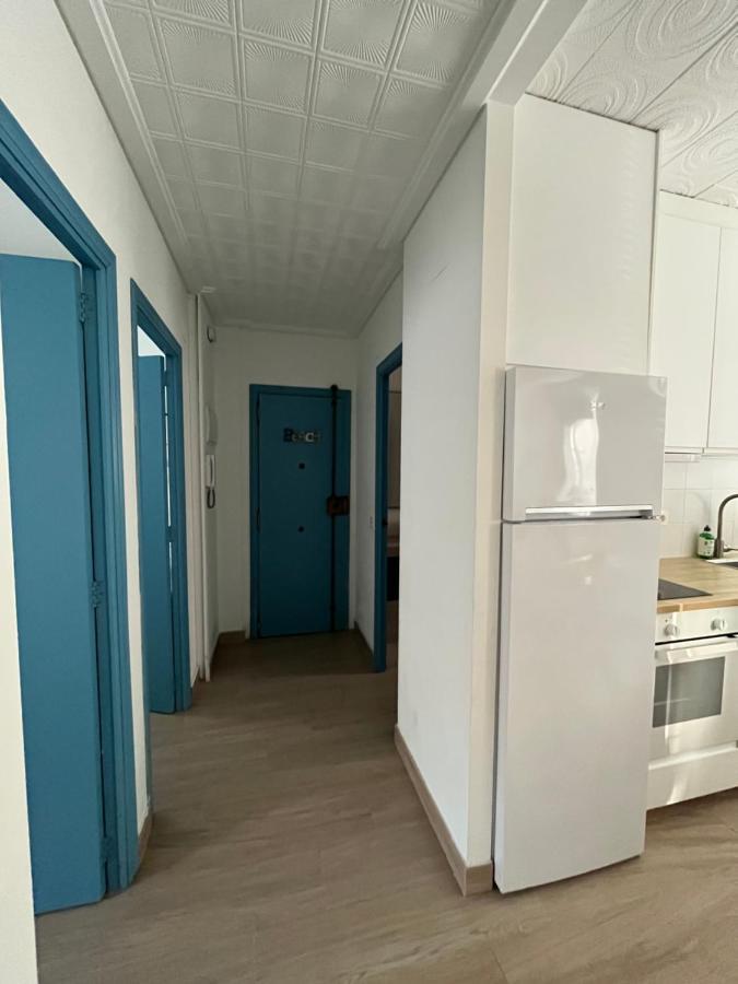 Modernized 3-Bedroom Flat 500M To The Beach บาเลนเซีย ภายนอก รูปภาพ
